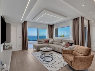 villa-la-luna-tucepi-blue-apartment-1