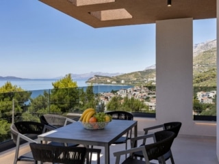 villa-la-luna-tucepi-blue-apartment-40